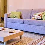 L'angolo Di *